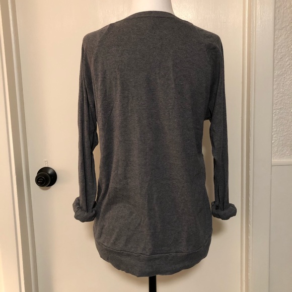 Aritzia TNA Gray Long Sleeve Shirt - Picture 3 of 5